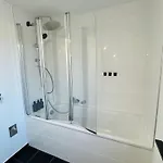 Apartamento Charmante Mit 2 Schlafzimmern, Smart-tv, Wlan *