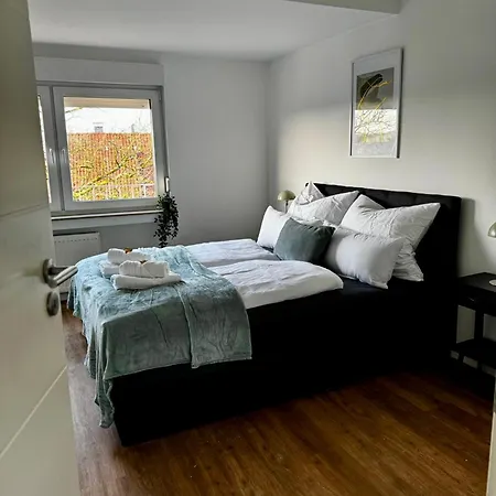 Charmante Mit 2 Schlafzimmern, Smart-tv, Wlan Essen