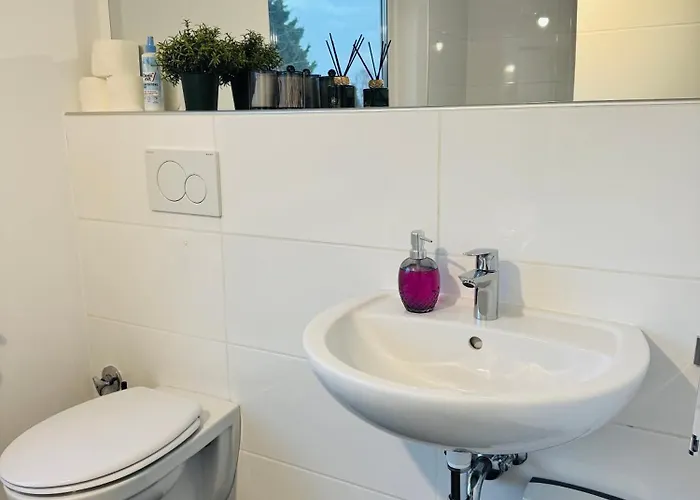 Lejlighed Charmante Mit 2 Schlafzimmern, Smart-tv, Wlan